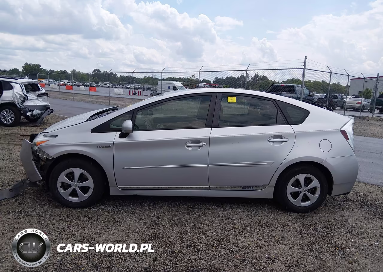 2012 Toyota Prius Two VIN:JTDKN3DU6C1534563 - 14
