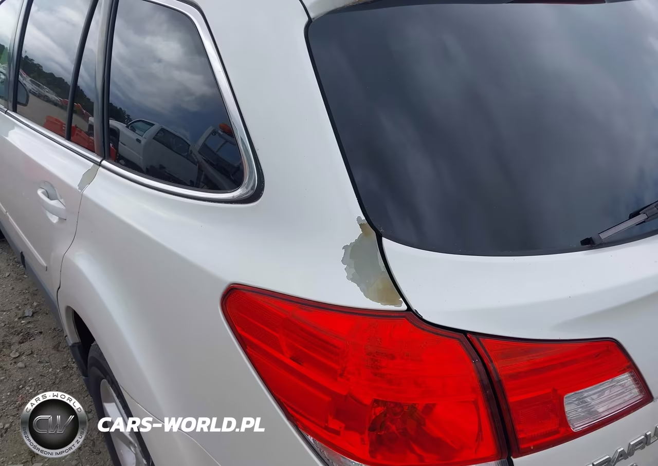 2013 Subaru Outback 2.5I Premium VIN:4S4BRCGC9D3290562 - 6