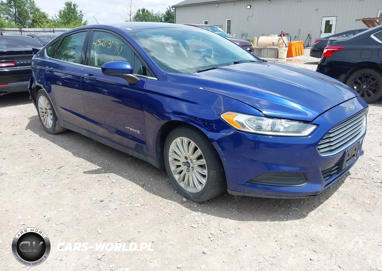 2015 Ford Fusion Hybrid S – zdjęcie 1 z 16