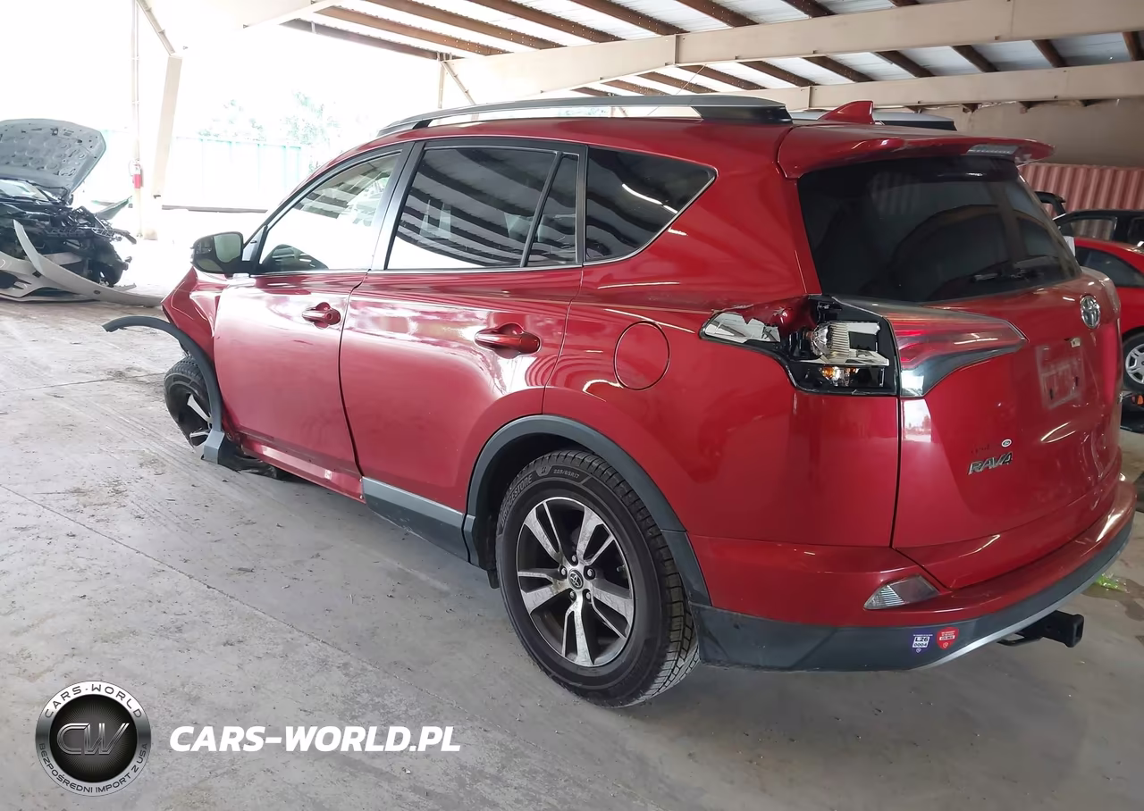 2017 Toyota Rav4 Xle VIN:JTMWFREV3HJ107924 - 3
