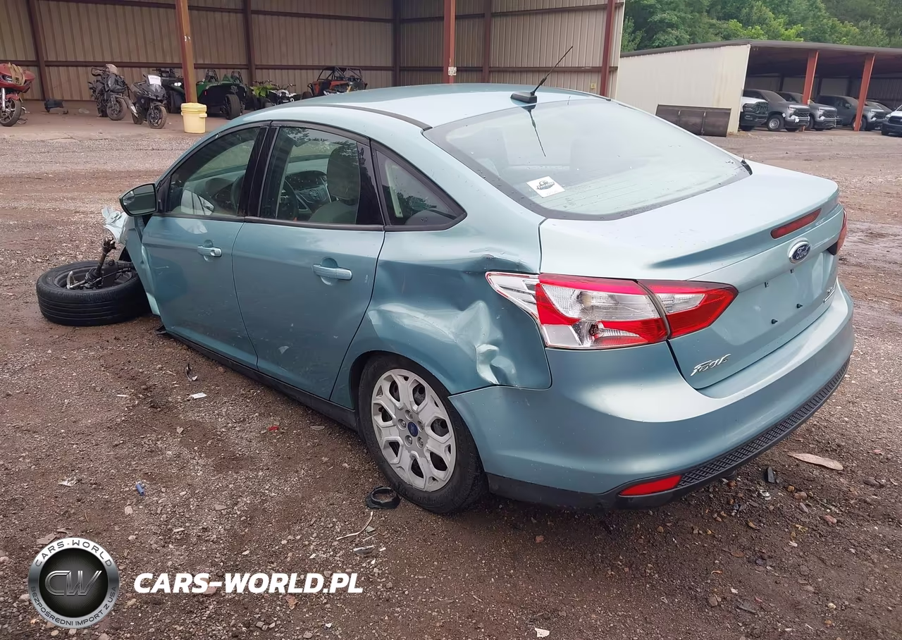 2012 Ford Focus Se VIN:1FAHP3F24CL455967 - 3