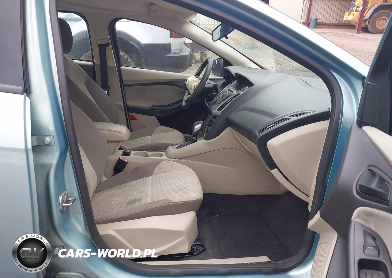 2012 Ford Focus Se VIN:1FAHP3F24CL455967 - 5
