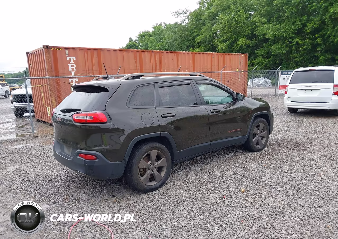 2016 Jeep Cherokee 75Th Anniversary VIN:1C4PJMCB2GW309217 - 4