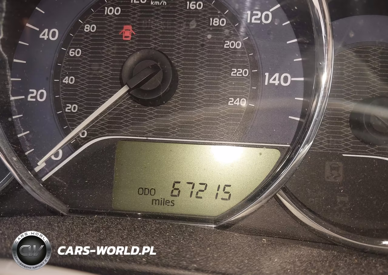 2015 Toyota Corolla Le VIN:2T1BURHE3FC360153 - 15