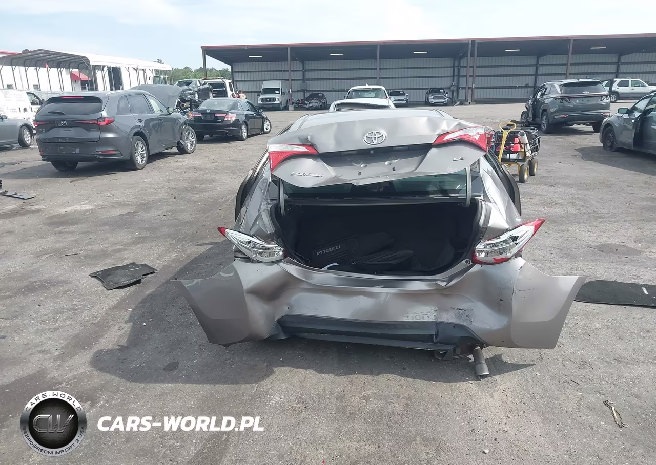 2015 Toyota Corolla Le VIN:2T1BURHE3FC360153 - 16