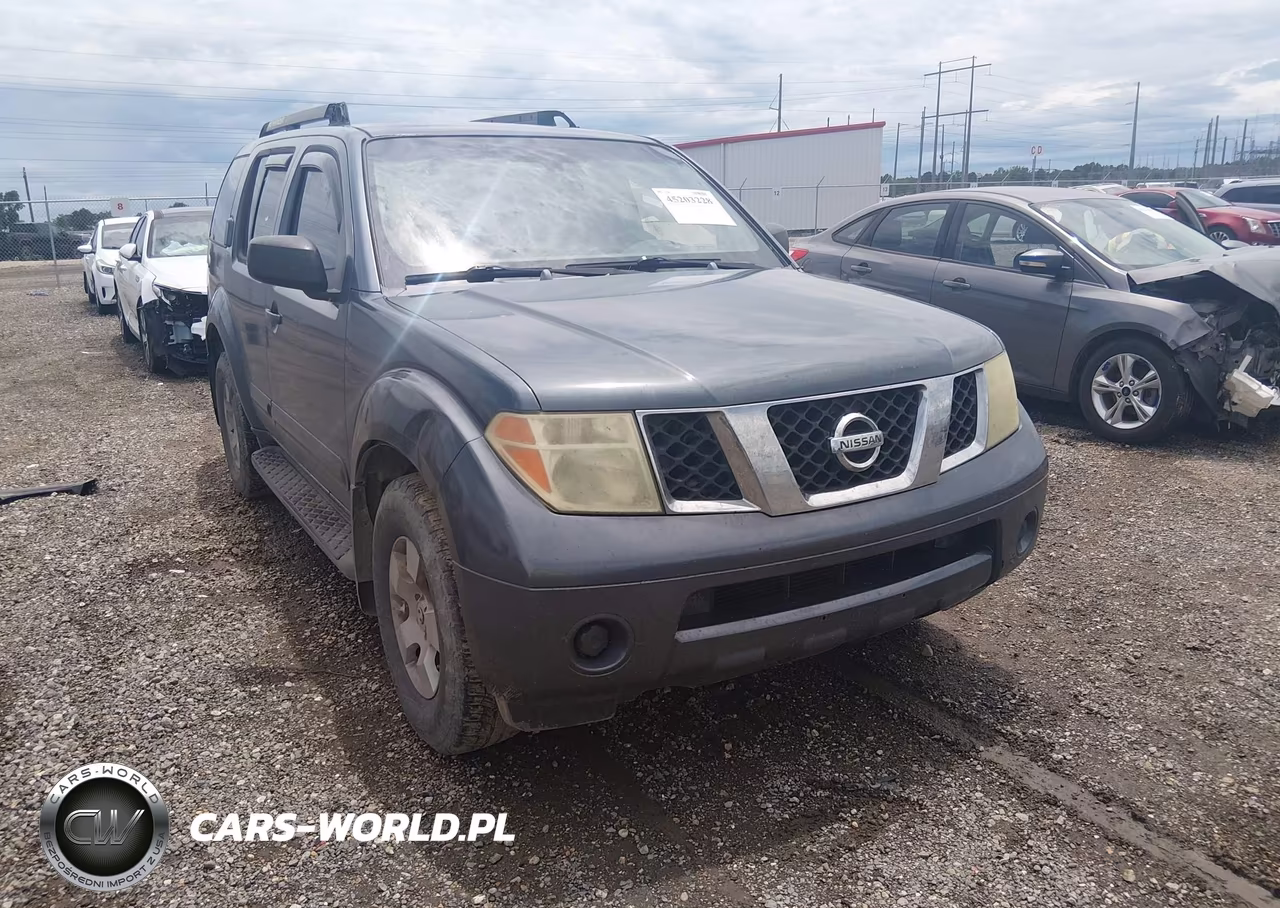 2005 Nissan Pathfinder Xe