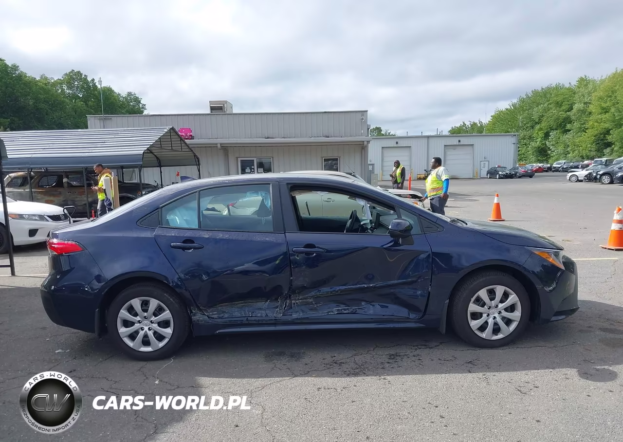 2026 Toyota Corolla Le VIN:5YFB4MDE0TP374757 - 13