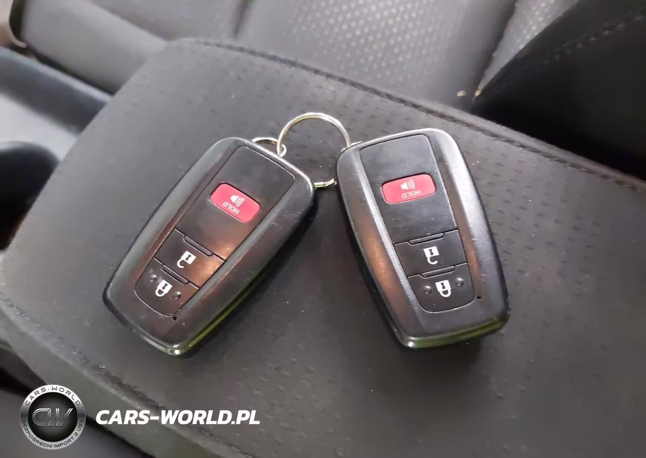 2019 Toyota Prius Le VIN:JTDL9RFU5K3011157 - 11