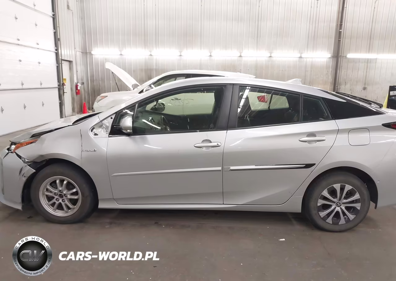 2019 Toyota Prius Le VIN:JTDL9RFU5K3011157 - 14