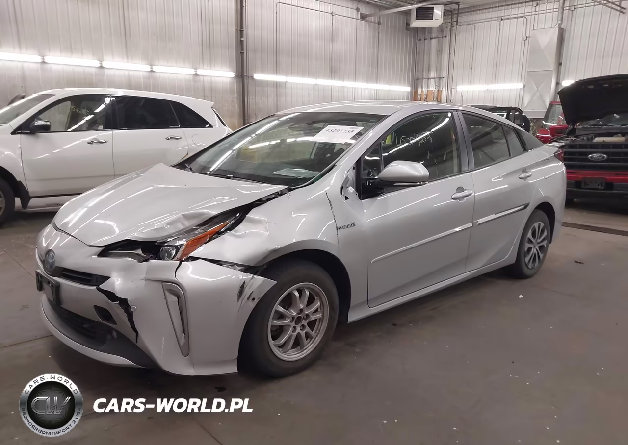 2019 Toyota Prius Le VIN:JTDL9RFU5K3011157 - 2