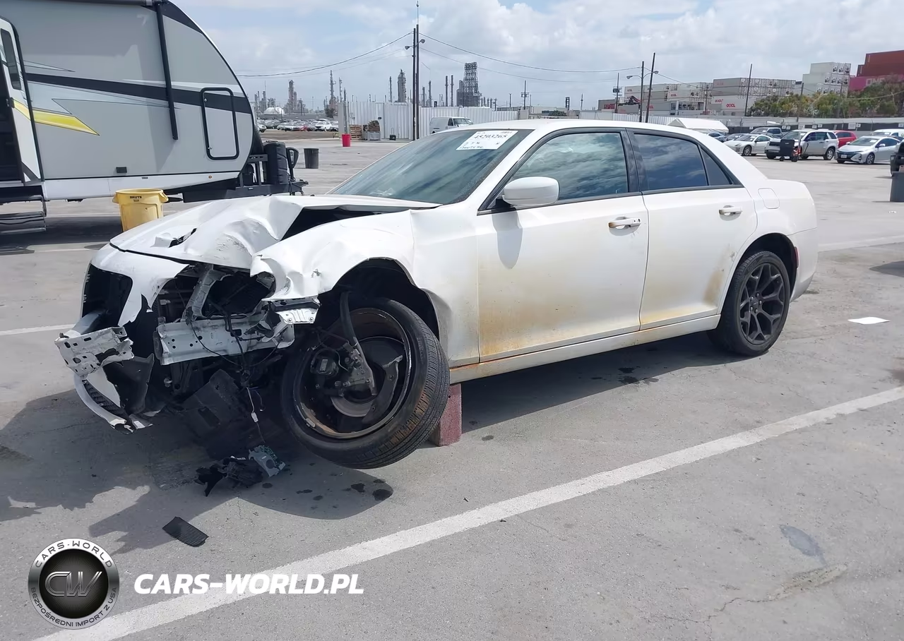 2019 Chrysler 300 300S VIN:2C3CCABG8KH634020 - 2