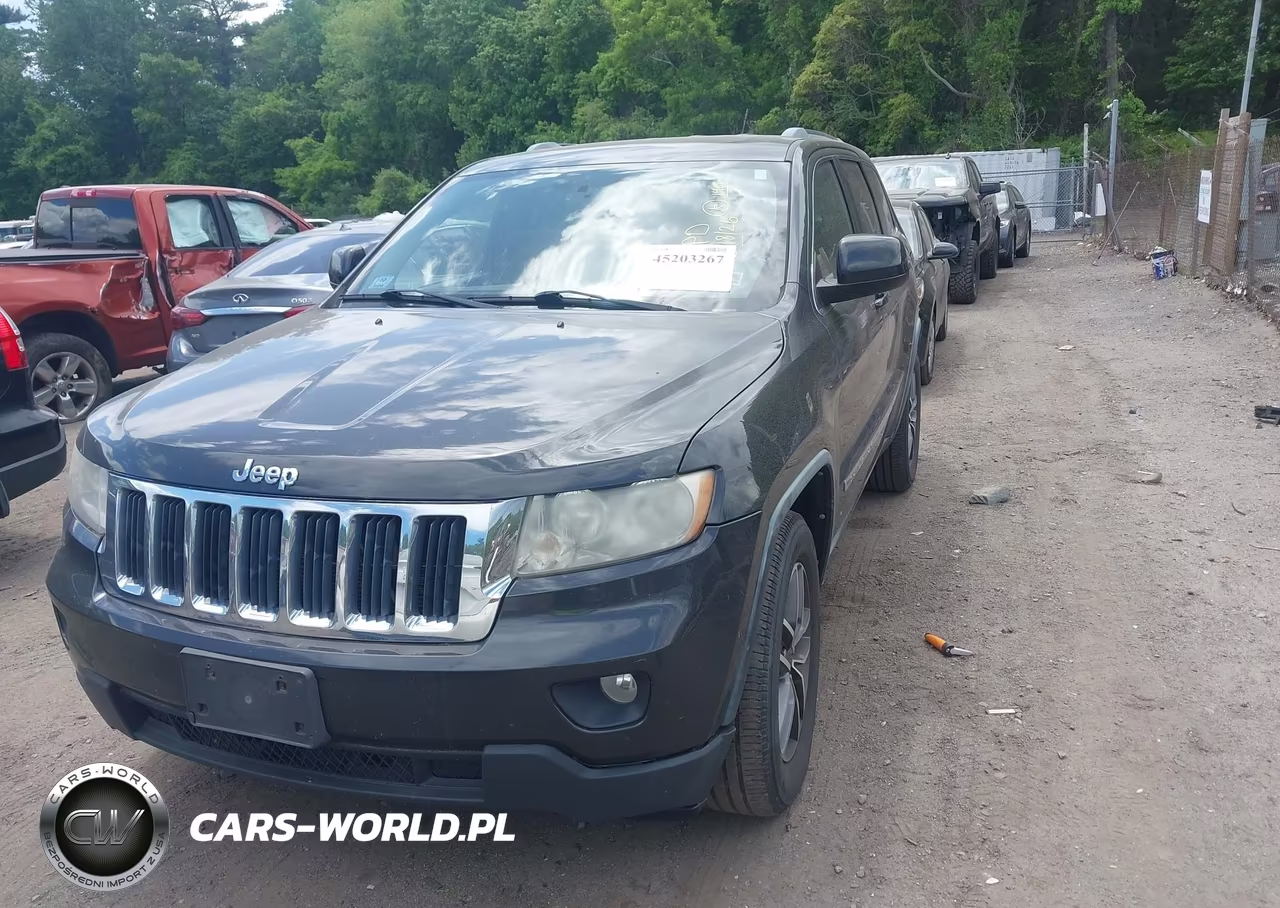2011 Jeep Grand Cherokee Laredo VIN:1J4RR4GG2BC717731 - 2