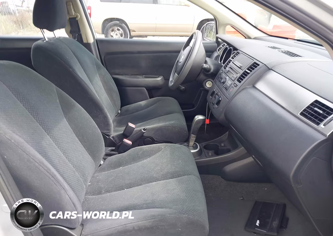 2011 Nissan Versa 1.8S VIN:3N1BC1CP8BL414103 - 5