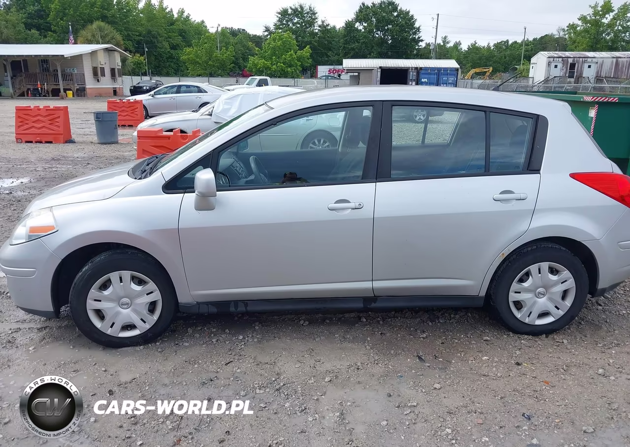2011 Nissan Versa 1.8S VIN:3N1BC1CP8BL414103 - 6