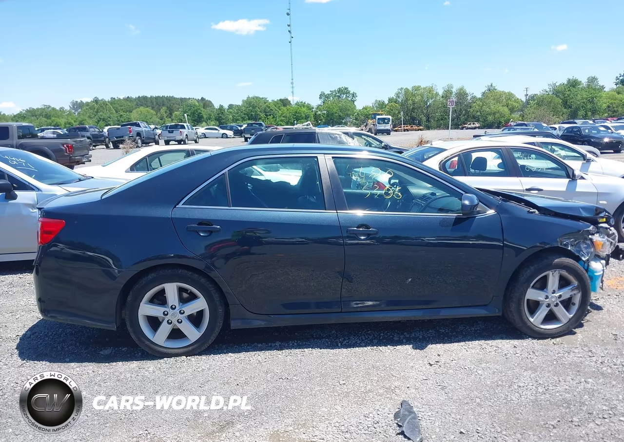 2014 Toyota Camry Se VIN:4T1BF1FK9EU852302 - 14