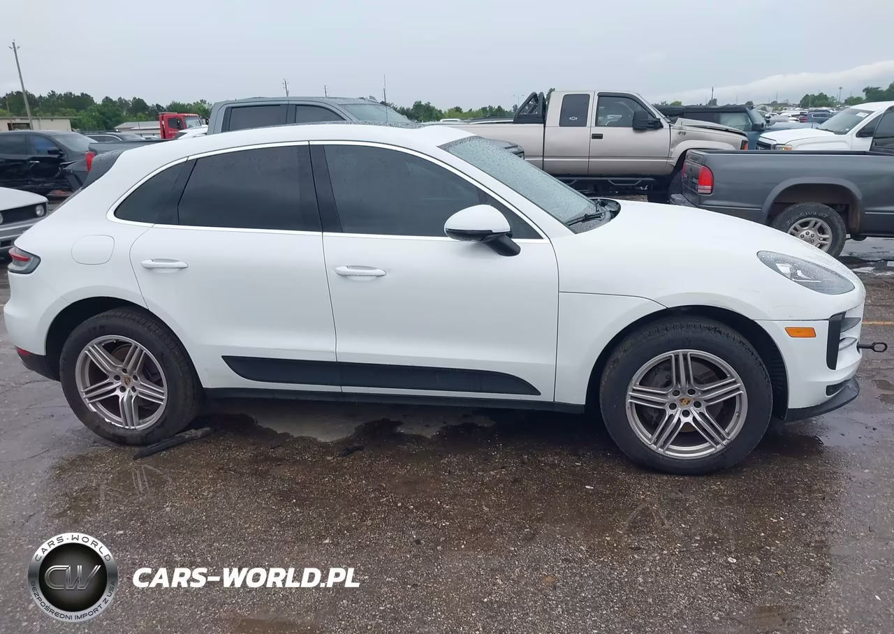 2020 Porsche Macan S VIN:WP1AB2A53LLB32823 - 13
