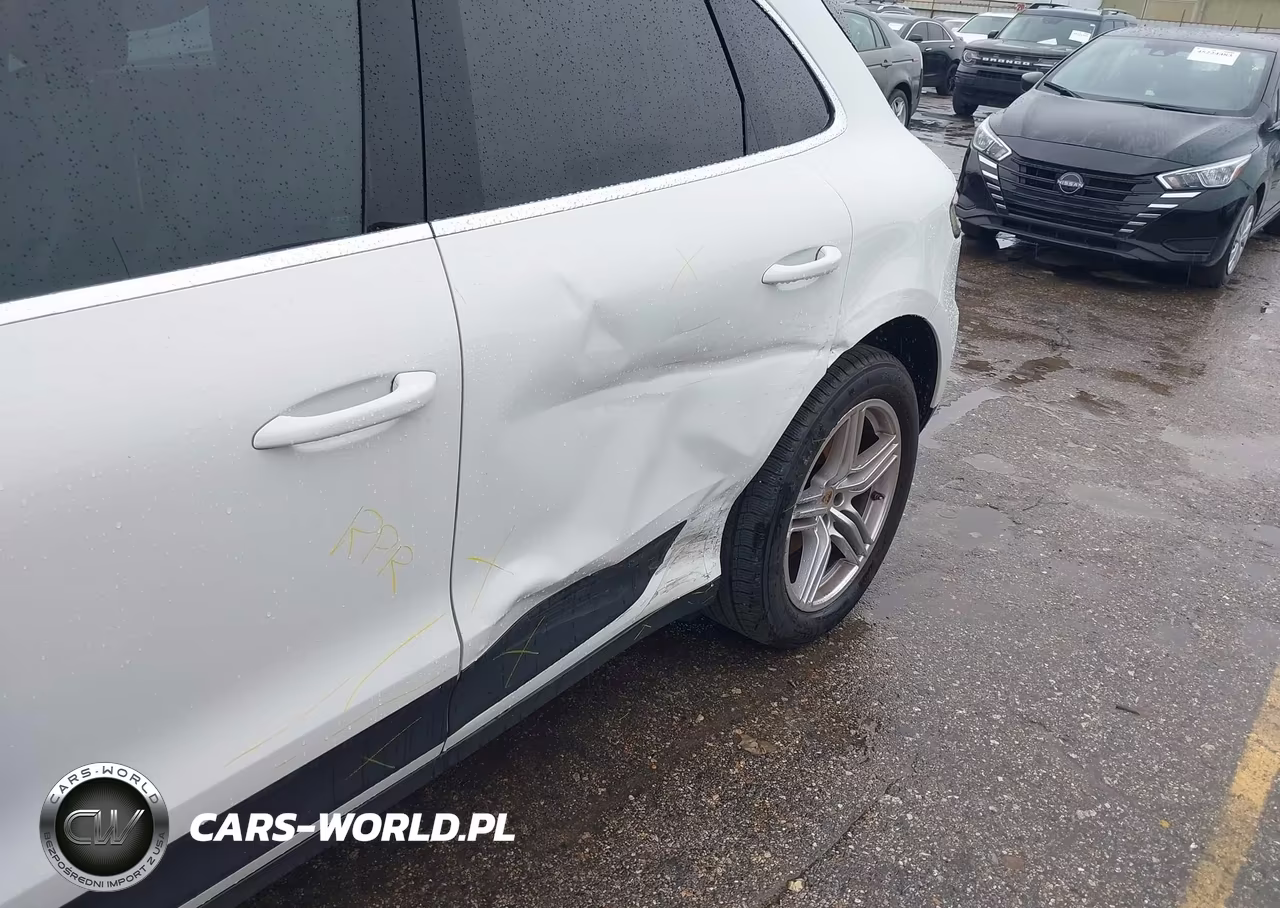 2020 Porsche Macan S VIN:WP1AB2A53LLB32823 - 6