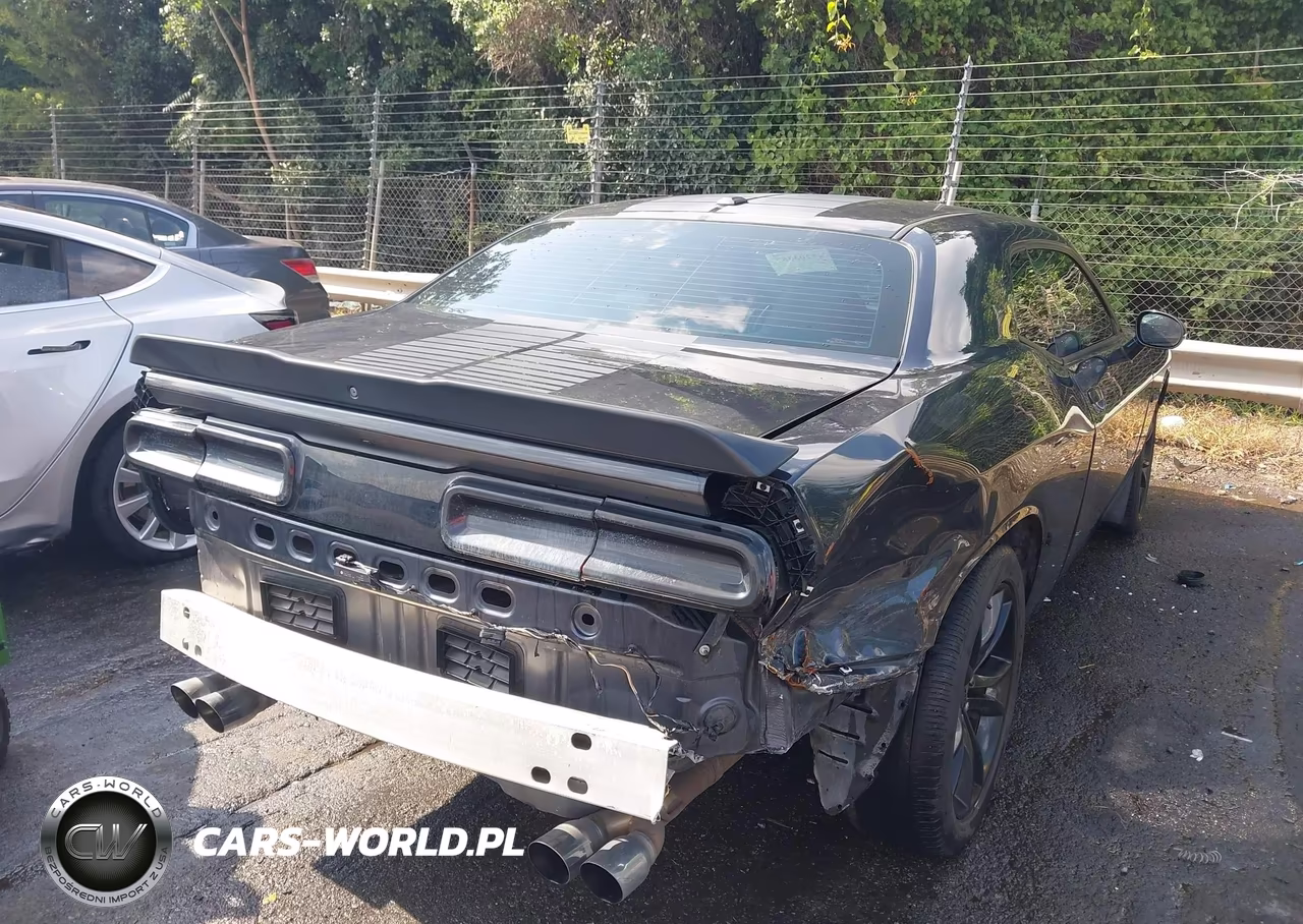 2016 Dodge Challenger Sxt VIN:2C3CDZAG9GH289763 - 17
