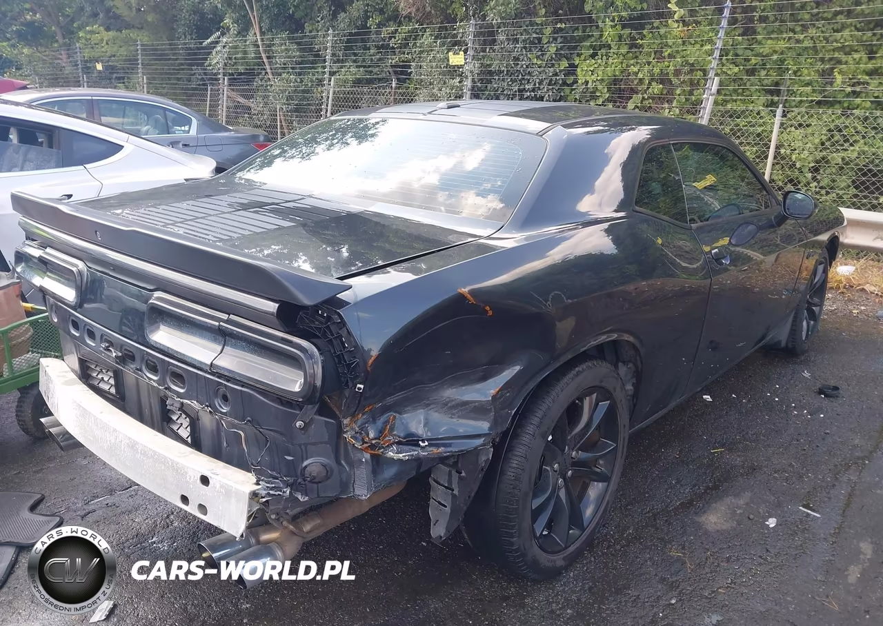 2016 Dodge Challenger Sxt VIN:2C3CDZAG9GH289763 - 4
