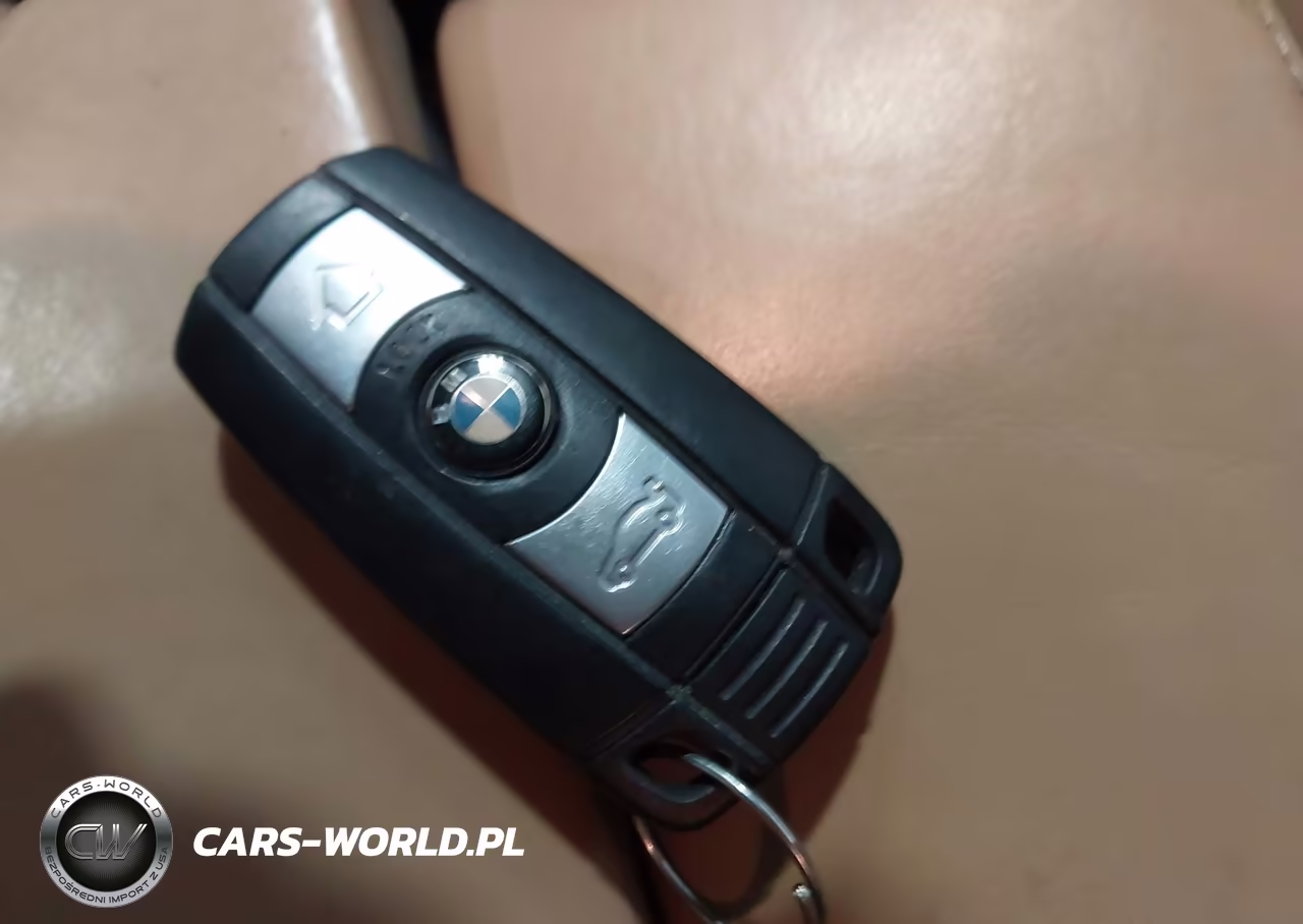 2009 BMW M3 VIN:WBSPM93509E201422 - 11