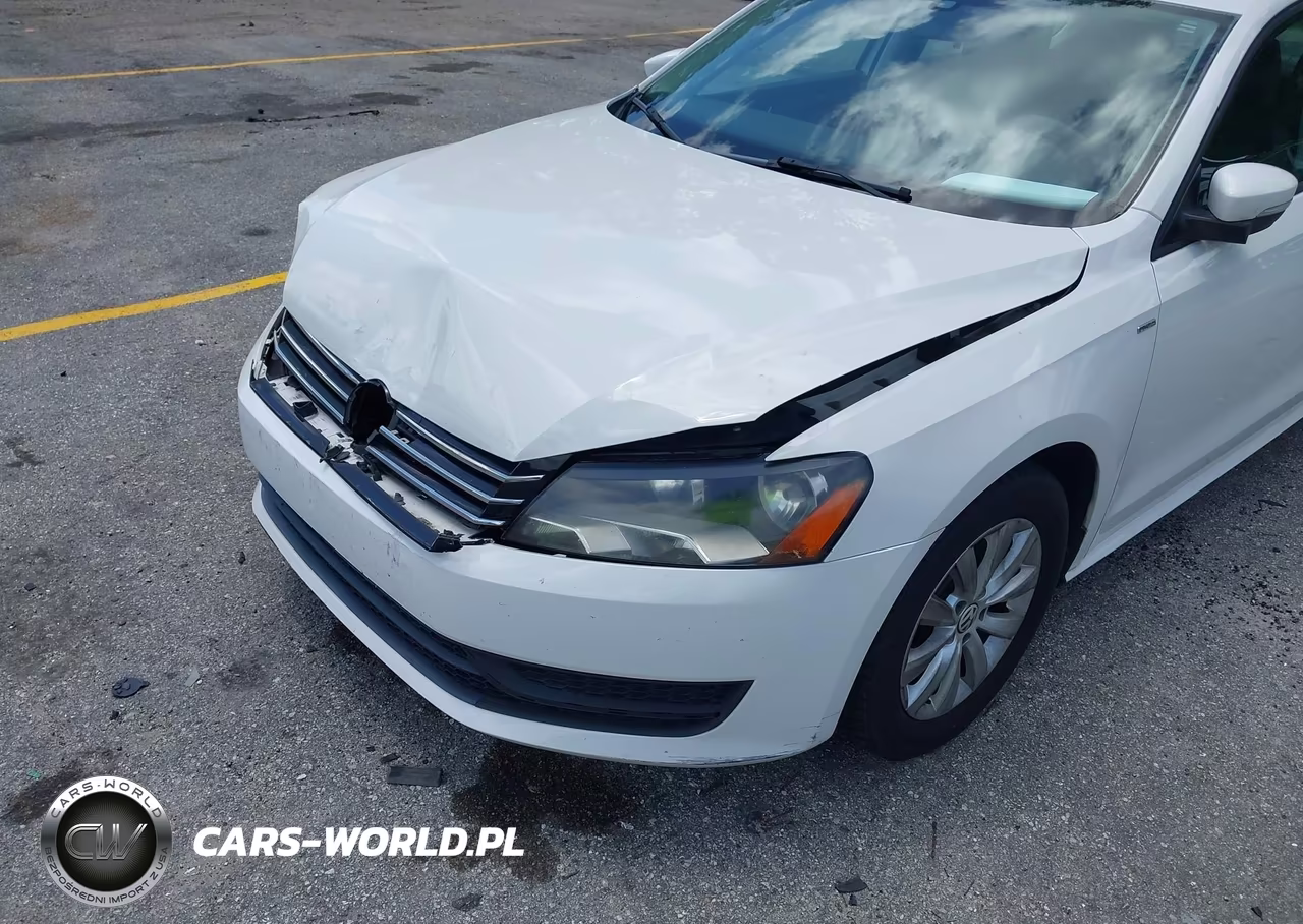 2015 Volkswagen Passat 1.8T Wolfsburg Edition VIN:1VWAT7A3XFC040118 - 6