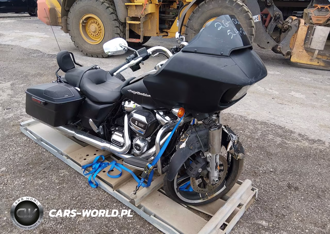 2017 Harley-Davidson Fltrxs Road Glide Special – zdjęcie 1 z 12