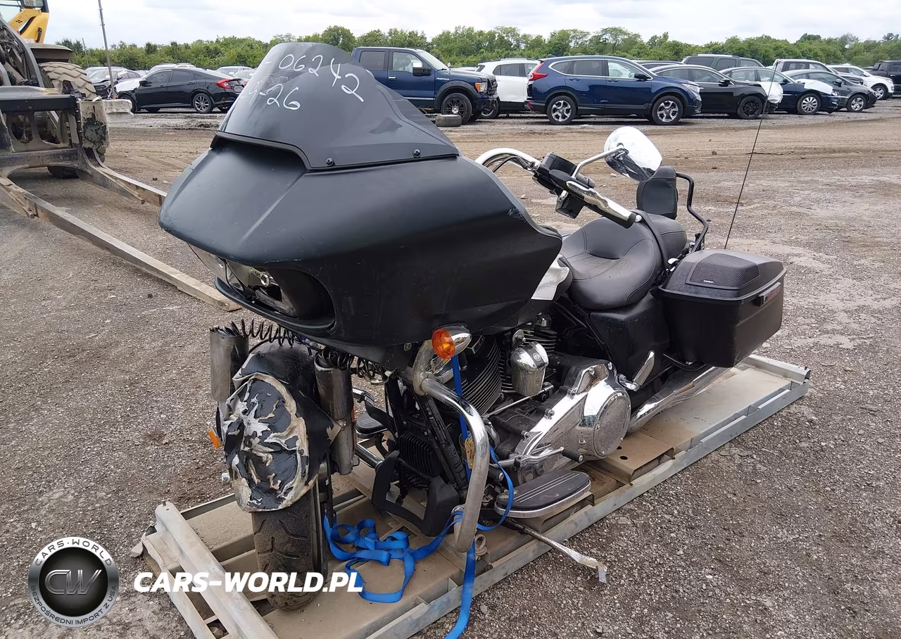 2017 Harley-Davidson Fltrxs Road Glide Special VIN:1HD1KTC19HB655597 - 2