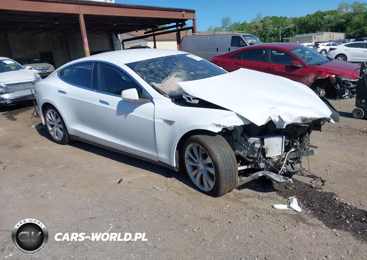 2015 Tesla Model S