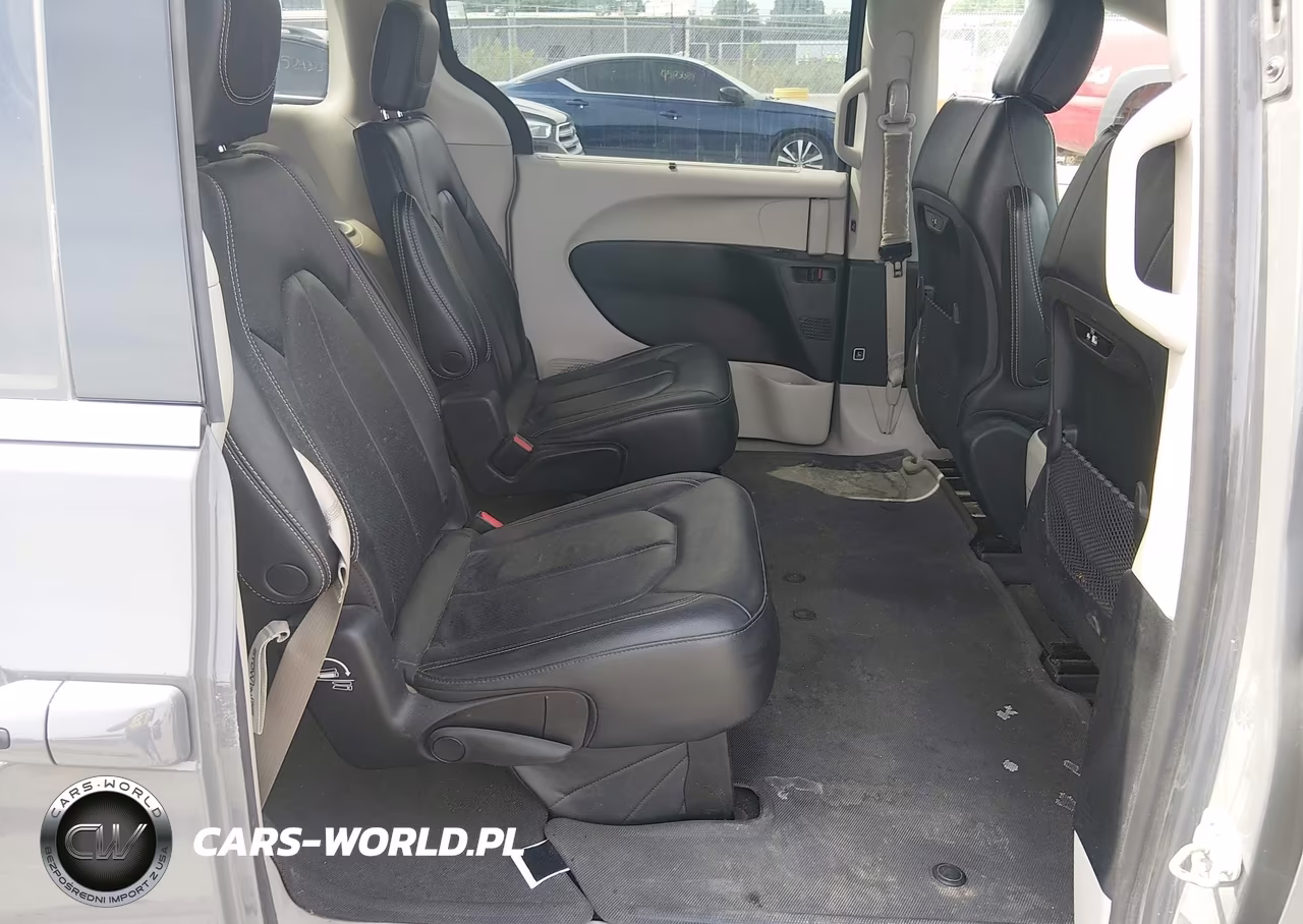 2022 Chrysler Pacifica Touring L VIN:2C4RC1BG2NR206027 - 8