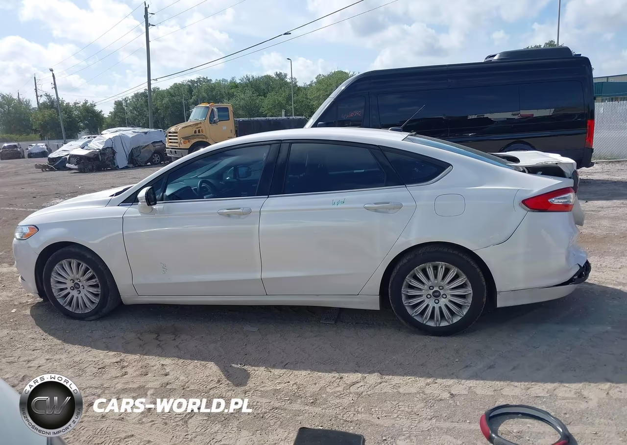 2016 Ford Fusion Hybrid Se VIN:3FA6P0LU0GR403383 - 14