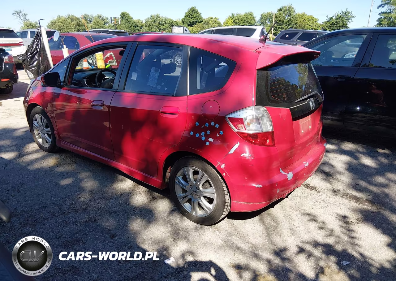 2010 Honda Fit Sport VIN:JHMGE8H44AC011278 - 3