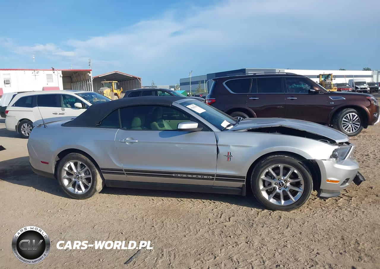 2011 Ford Mustang V6 Premium VIN:1ZVBP8EMXB5149243 - 13