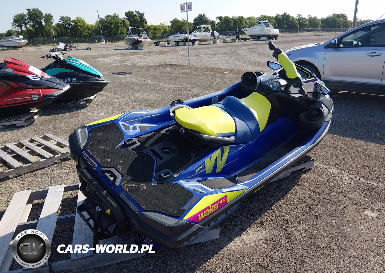 2020 Seadoo Wake Pro 230 VIN:YDV21870J920 - 4