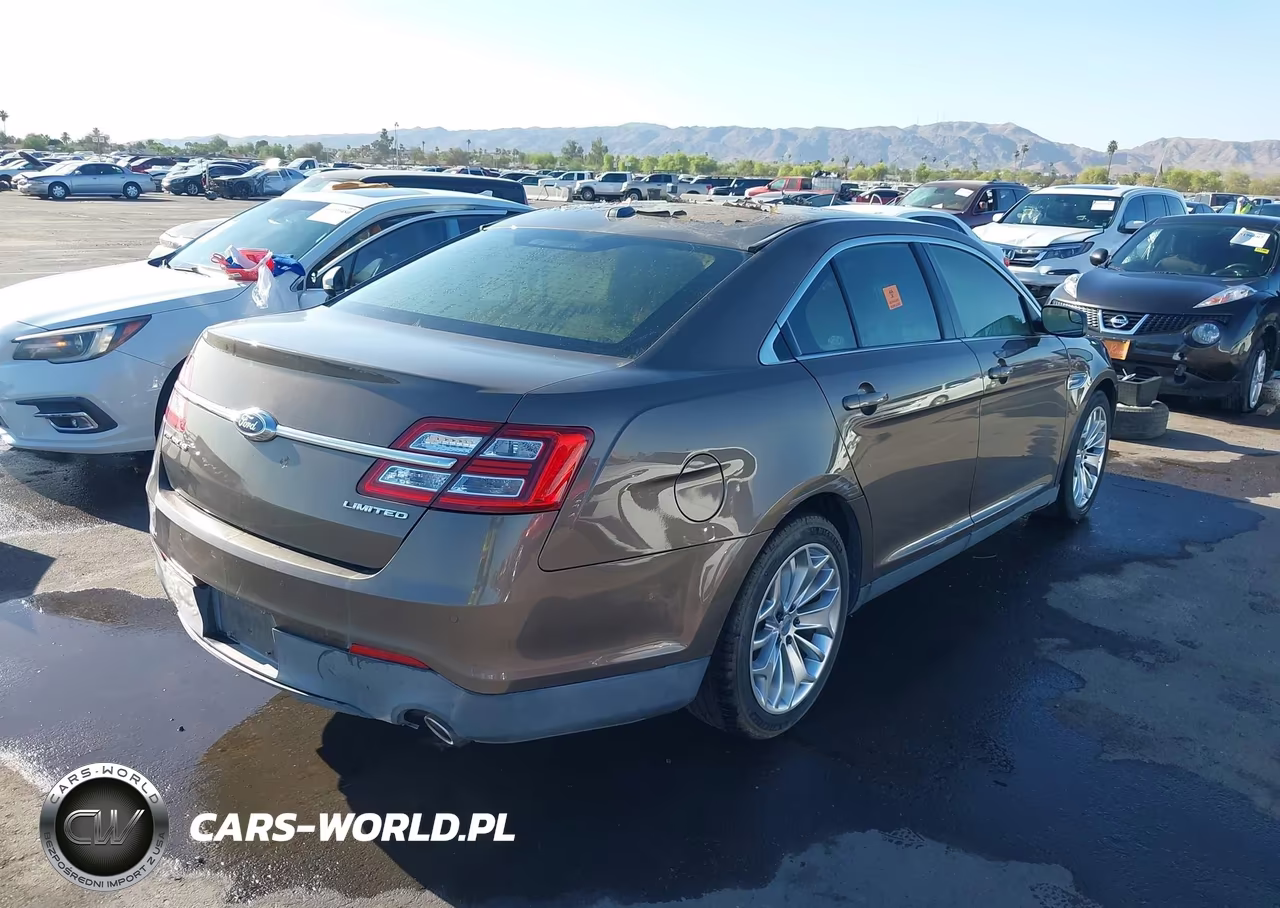 2015 Ford Taurus Limited VIN:1FAHP2F89FG139461 - 4