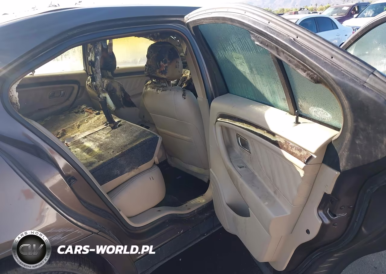 2015 Ford Taurus Limited VIN:1FAHP2F89FG139461 - 8