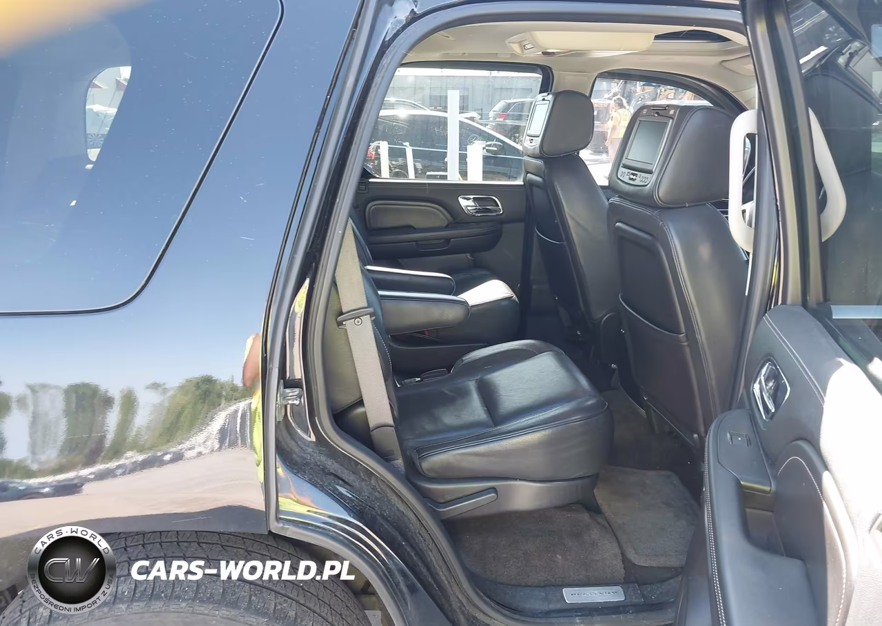 2012 Cadillac Escalade Platinum Edition VIN:1GYS4DEF8CR140521 - 8