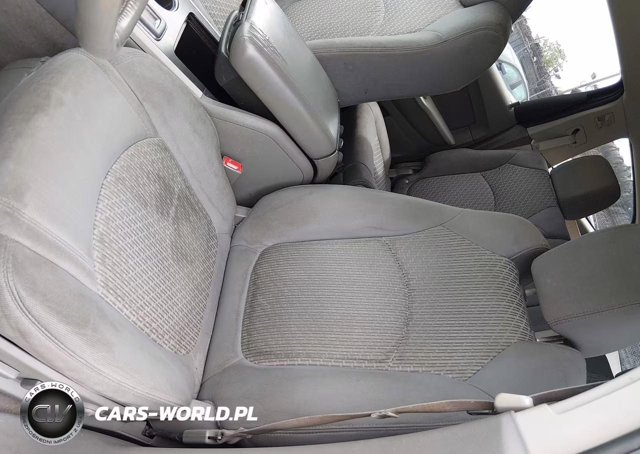 2012 Chevrolet Traverse Ls VIN:1GNKVFED2CJ333198 - 16
