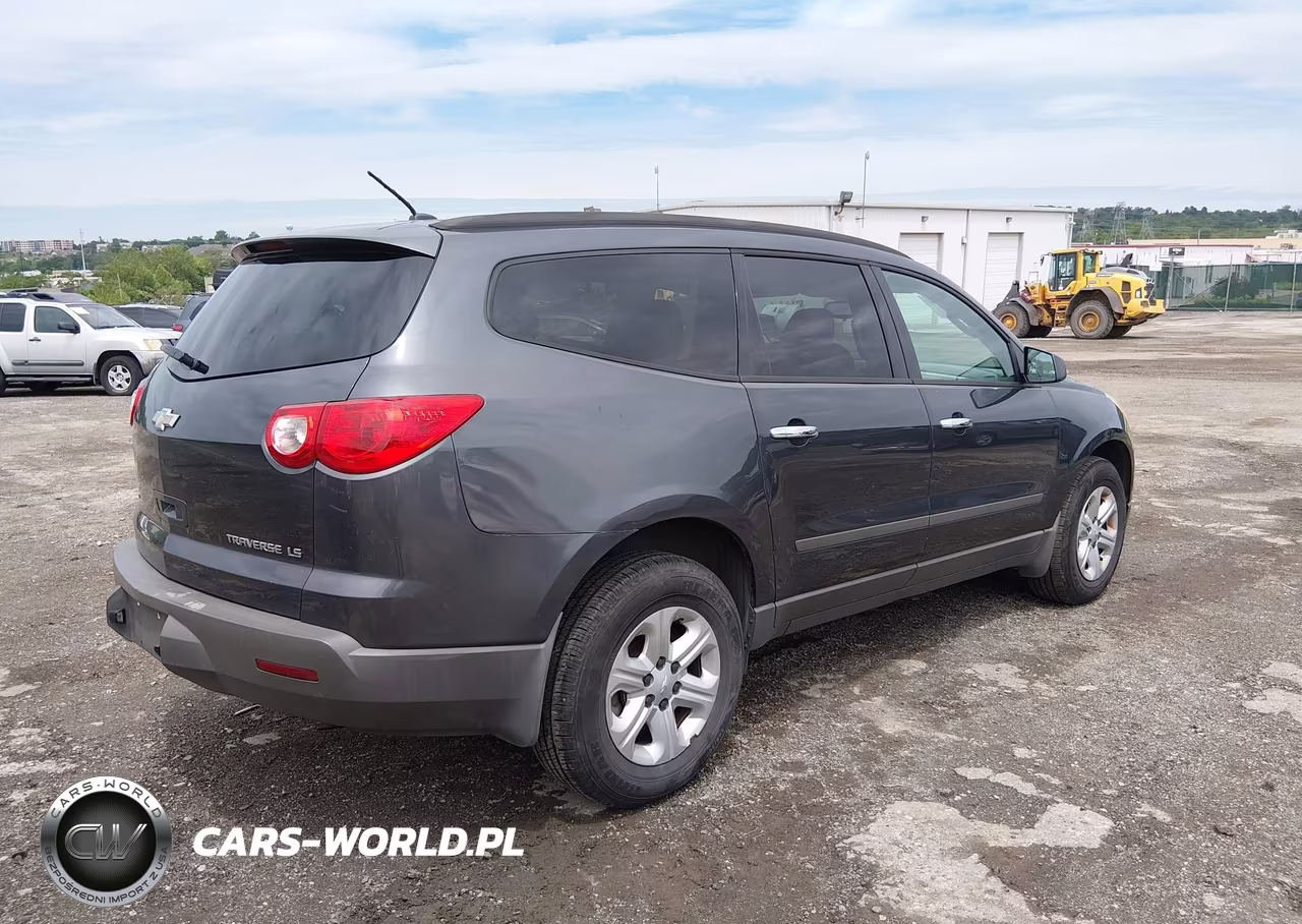 2012 Chevrolet Traverse Ls VIN:1GNKVFED2CJ333198 - 4