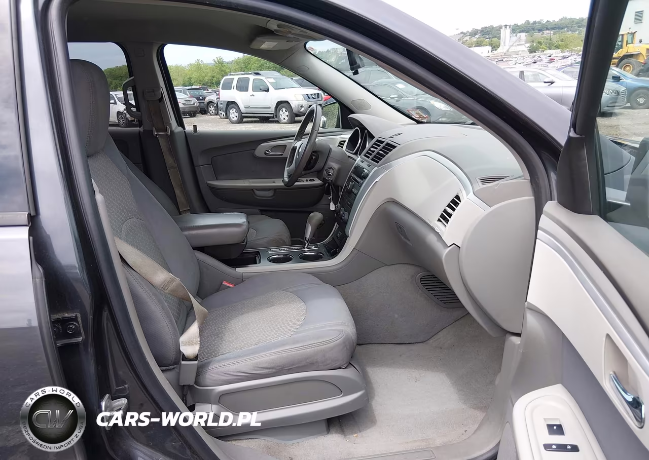 2012 Chevrolet Traverse Ls VIN:1GNKVFED2CJ333198 - 5
