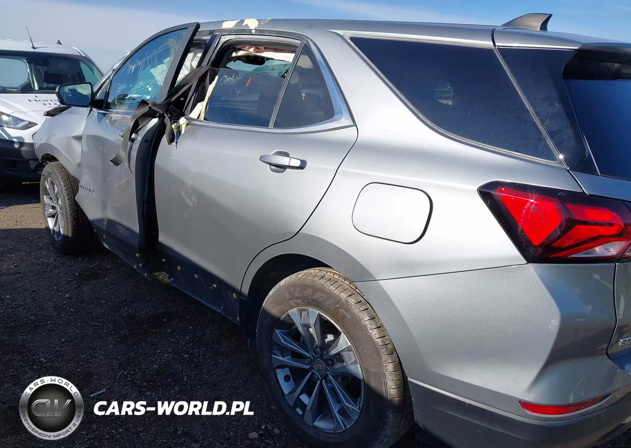 2023 Chevrolet Equinox Awd Lt VIN:3GNAXUEG6PS166949 - 3