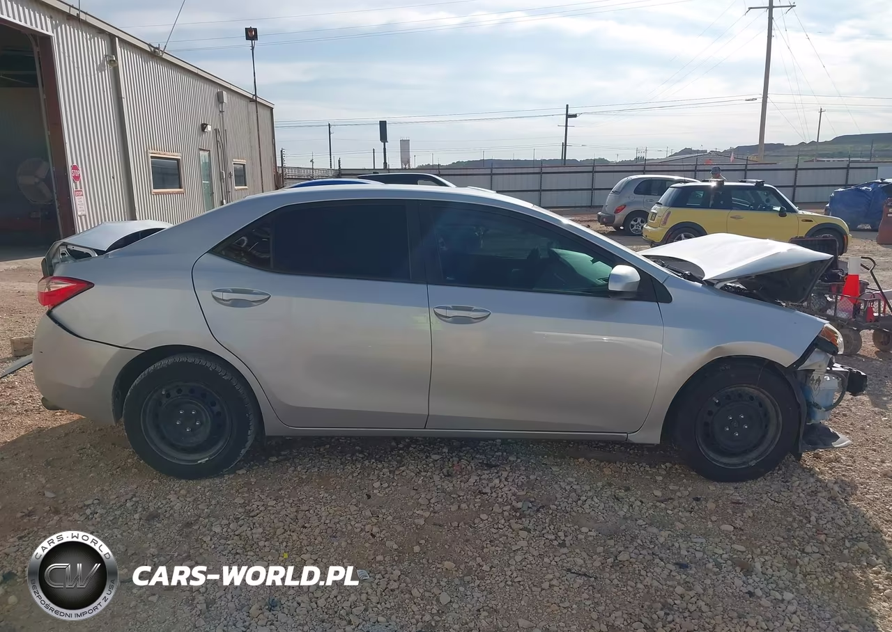 2019 Toyota Corolla Le VIN:5YFBURHE3KP885952 - 14