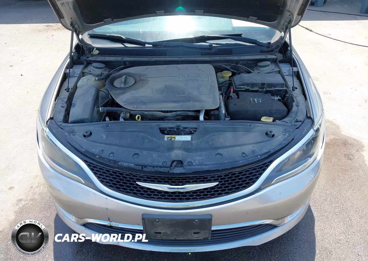 2015 Chrysler 200 Limited VIN:1C3CCCAG4FN758800 - 10