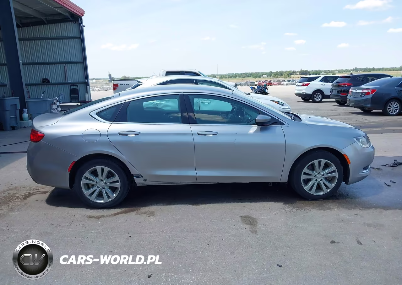 2015 Chrysler 200 Limited VIN:1C3CCCAG4FN758800 - 14