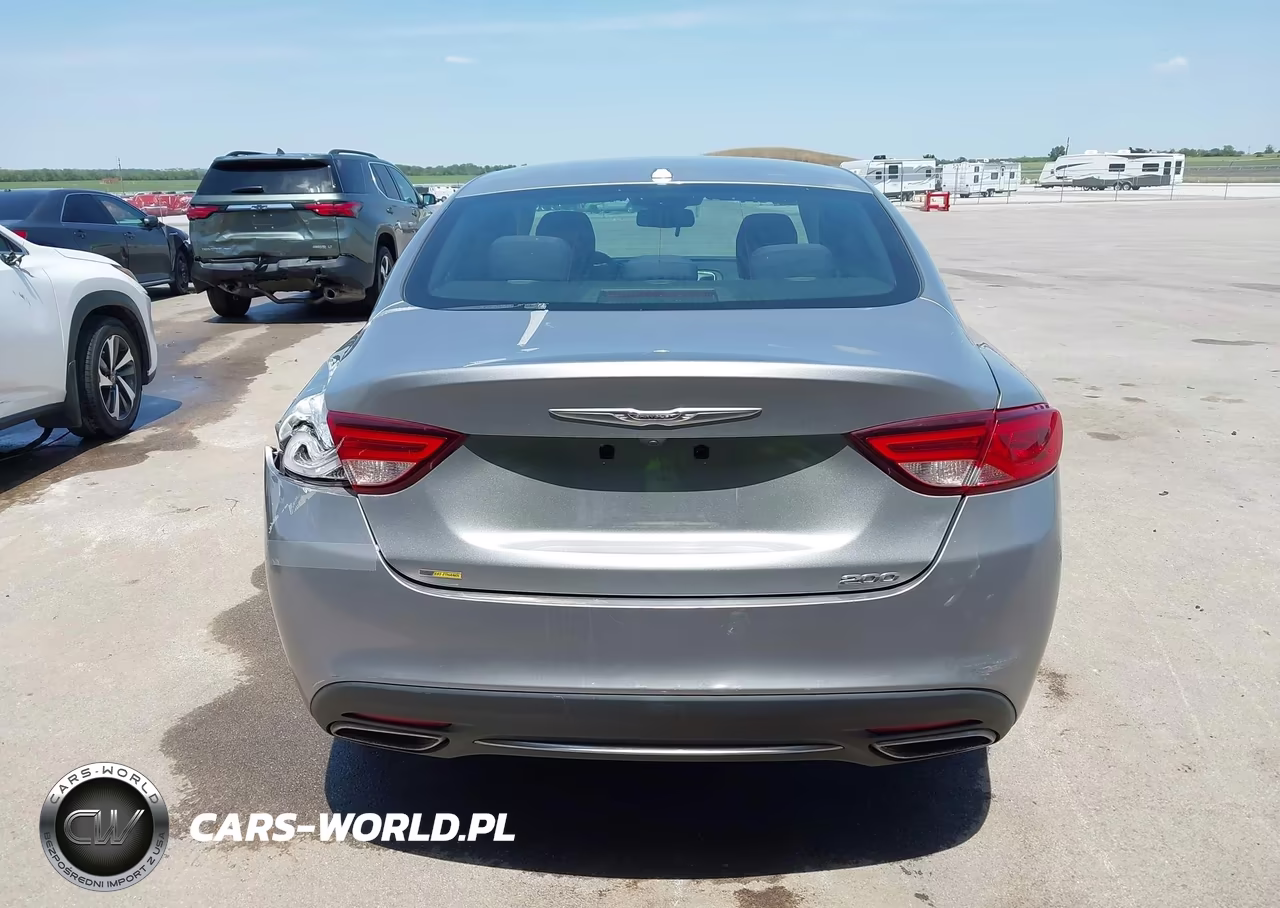 2015 Chrysler 200 Limited VIN:1C3CCCAG4FN758800 - 17