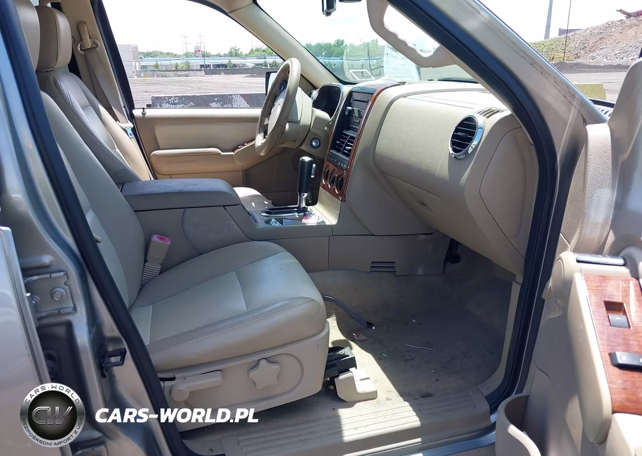 2008 Ford Explorer Eddie Bauer VIN:1FMEU74E18UA07094 - 5