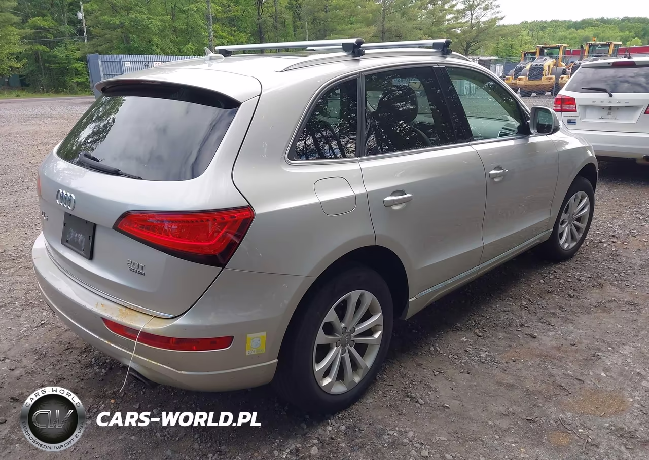 2016 Audi Q5 2.0T Premium VIN:WA1C2AFPXGA044152 - 4