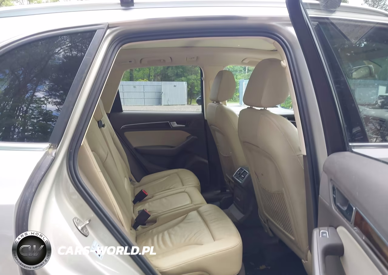 2016 Audi Q5 2.0T Premium VIN:WA1C2AFPXGA044152 - 8