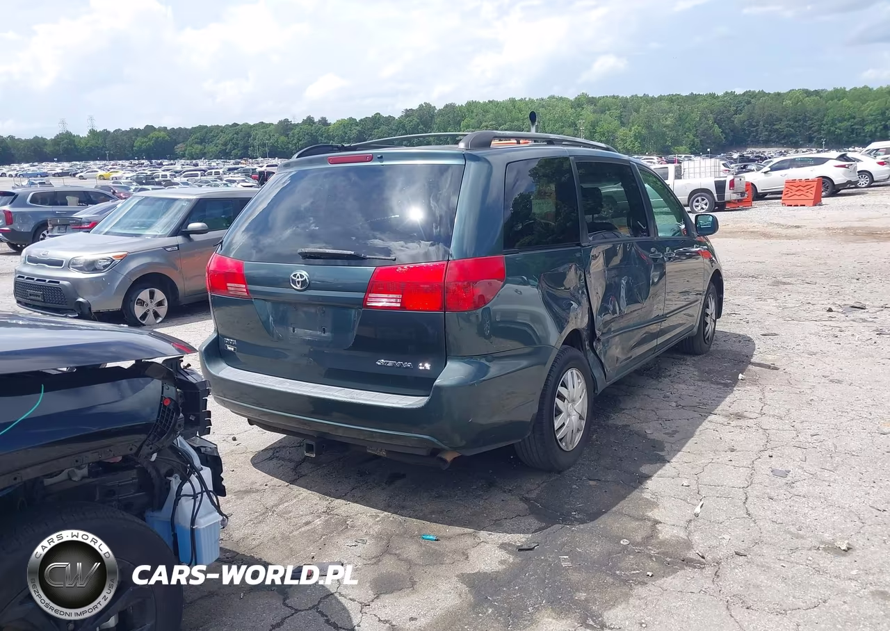2004 Toyota Sienna Le VIN:5TDZA23C04S115559 - 4