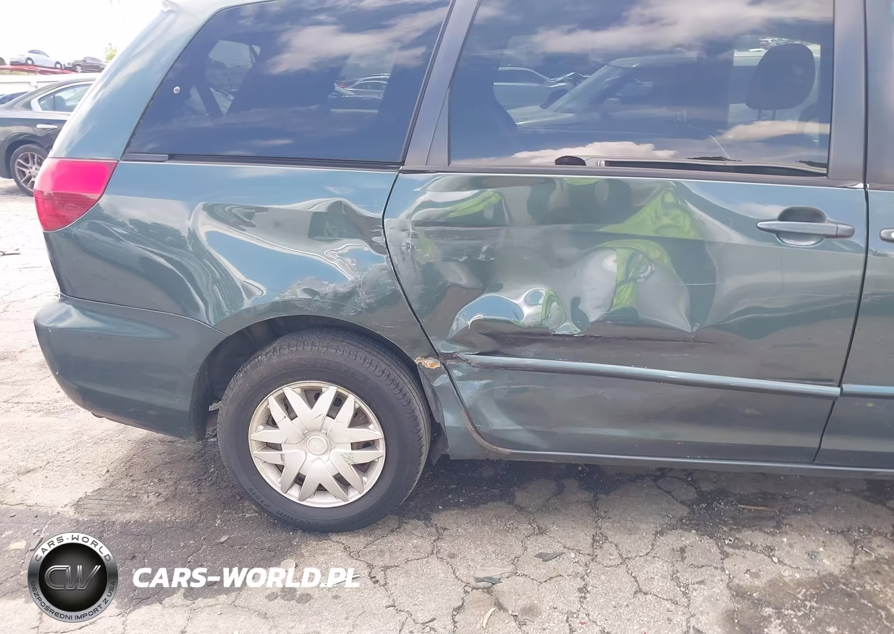 2004 Toyota Sienna Le VIN:5TDZA23C04S115559 - 6
