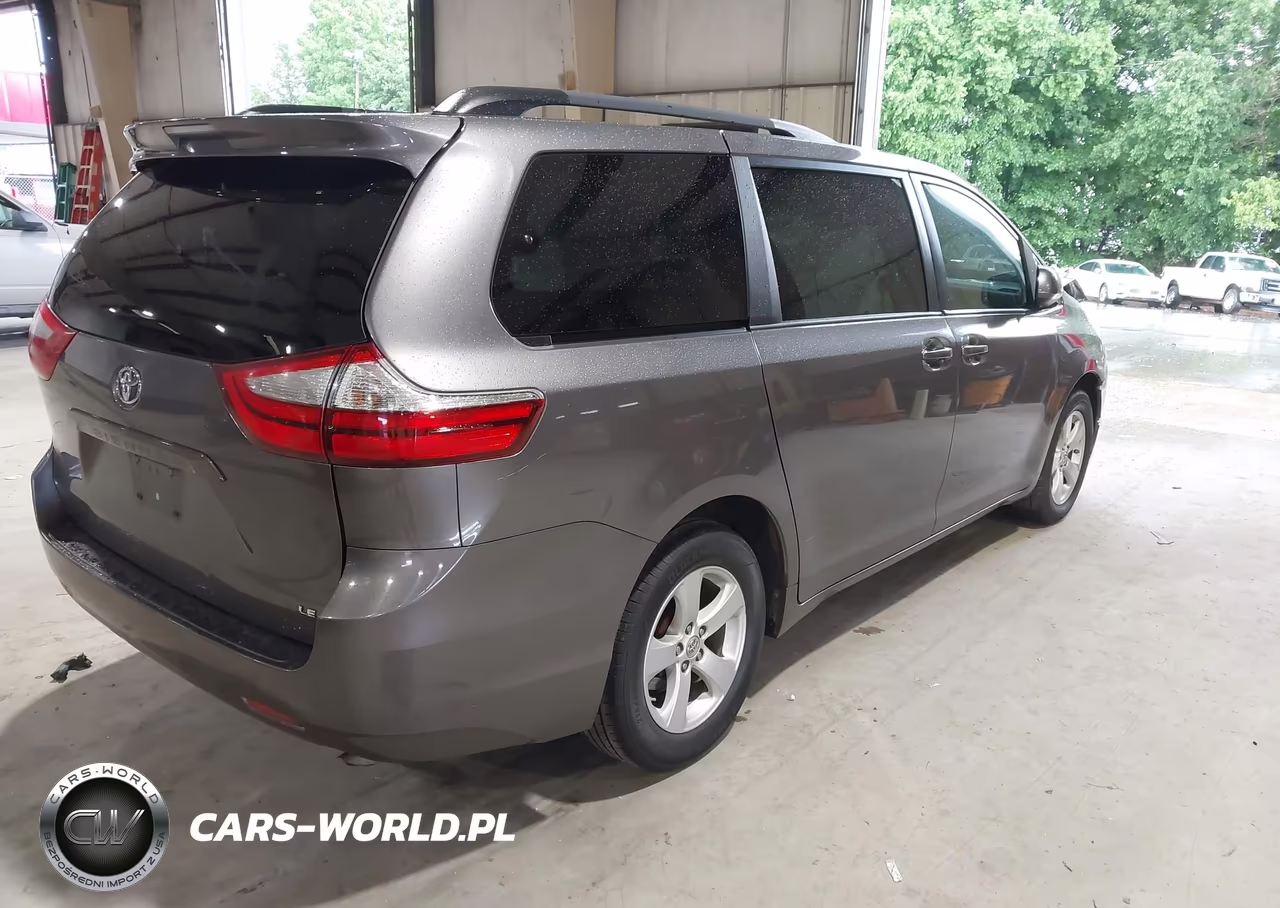 2017 Toyota Sienna Le 8 Passenger VIN:5TDKZ3DC7HS775005 - 4